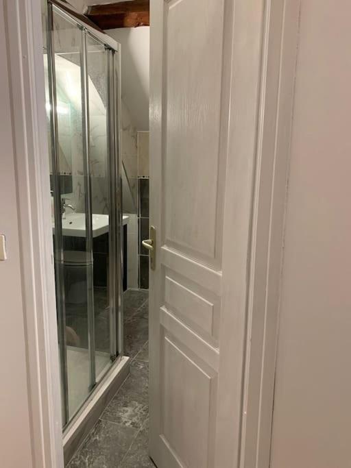 Appartement De Charme - 41M² Rosny-sur-Seine エクステリア 写真