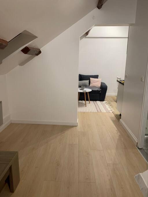 Appartement De Charme - 41M² Rosny-sur-Seine エクステリア 写真